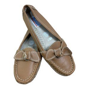 CKlass 8 Days Comfort Tan Driving Loafers Soft Leather Bow Accent Women Size 7.5